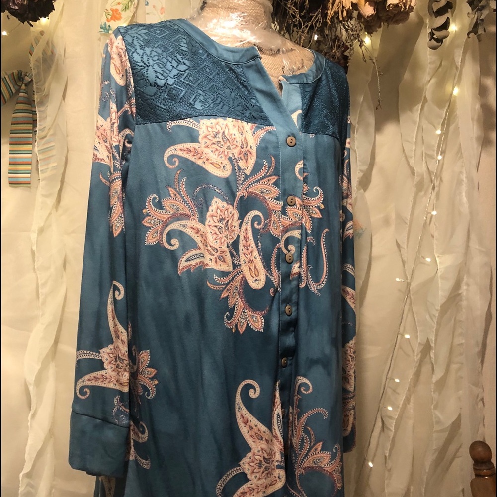 Women’s blouse size 1X by One World